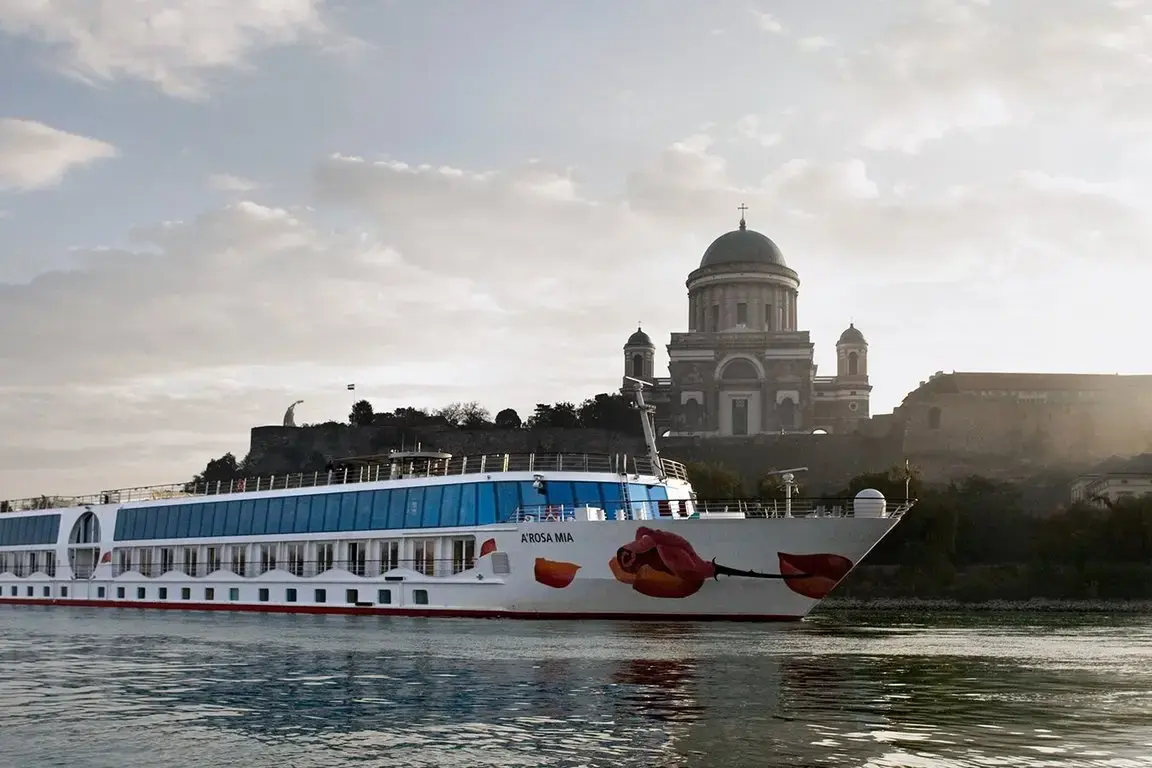 csm_DO_DLX_ESZTERGOM_VOMBEIBOOT_01_web_be5bd2d59b.webp
